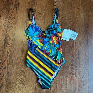 ‼️SALE ‼️ Sunmarin NWT One-Piece Swimsuit Floral size 12